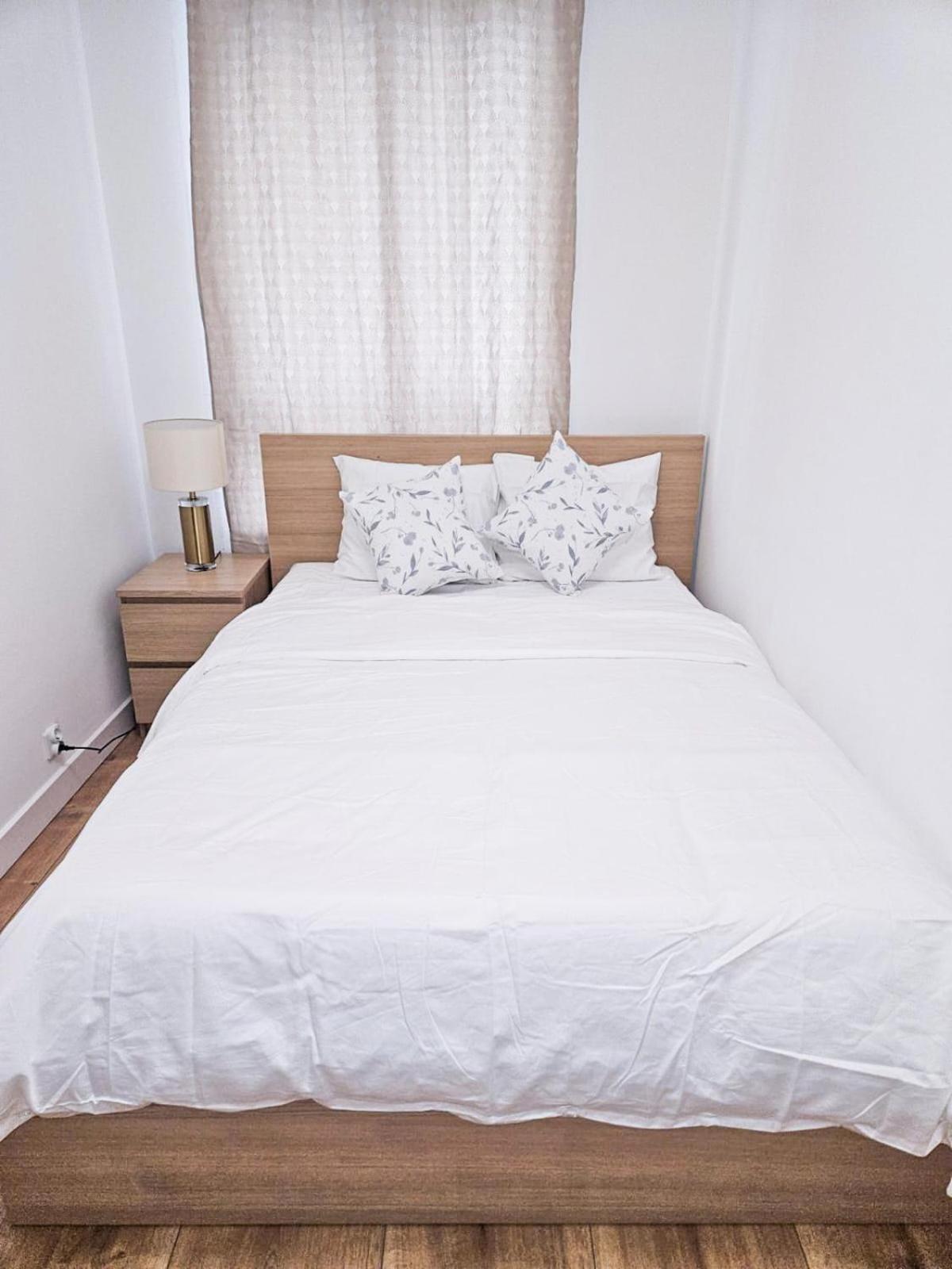 Elegant Two-Room Apartment, Sleeps 4, Near Turon Arena, With Balcony Krakow Exterior photo